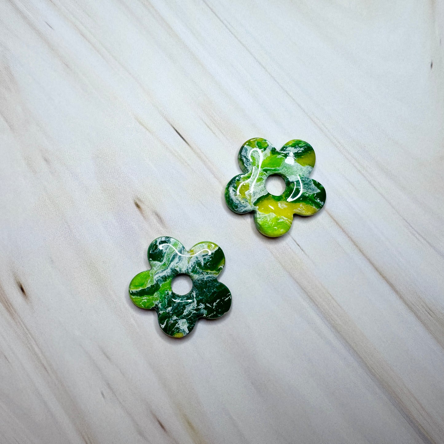 Flora 5 / small hole